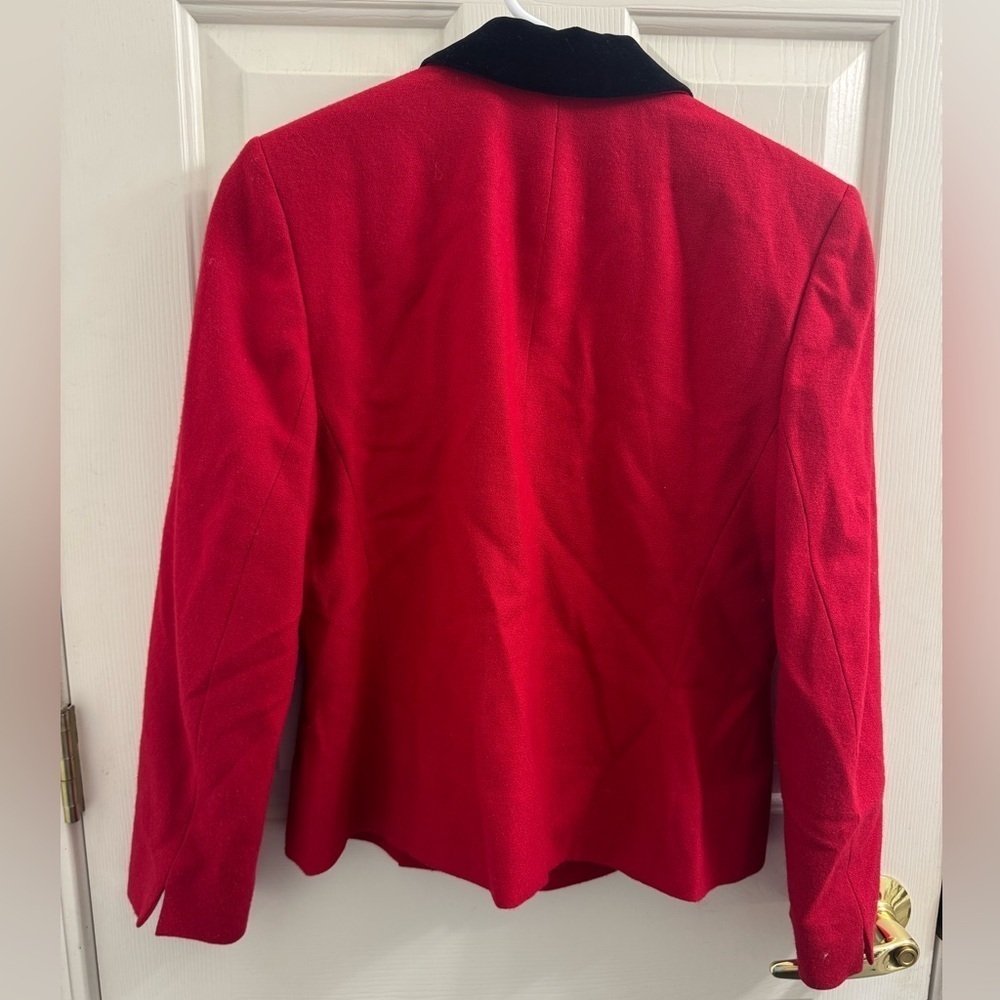 Women's Pendleton Petite Red Wool Collar Blazer with Black Accents - Picture 6 of 6